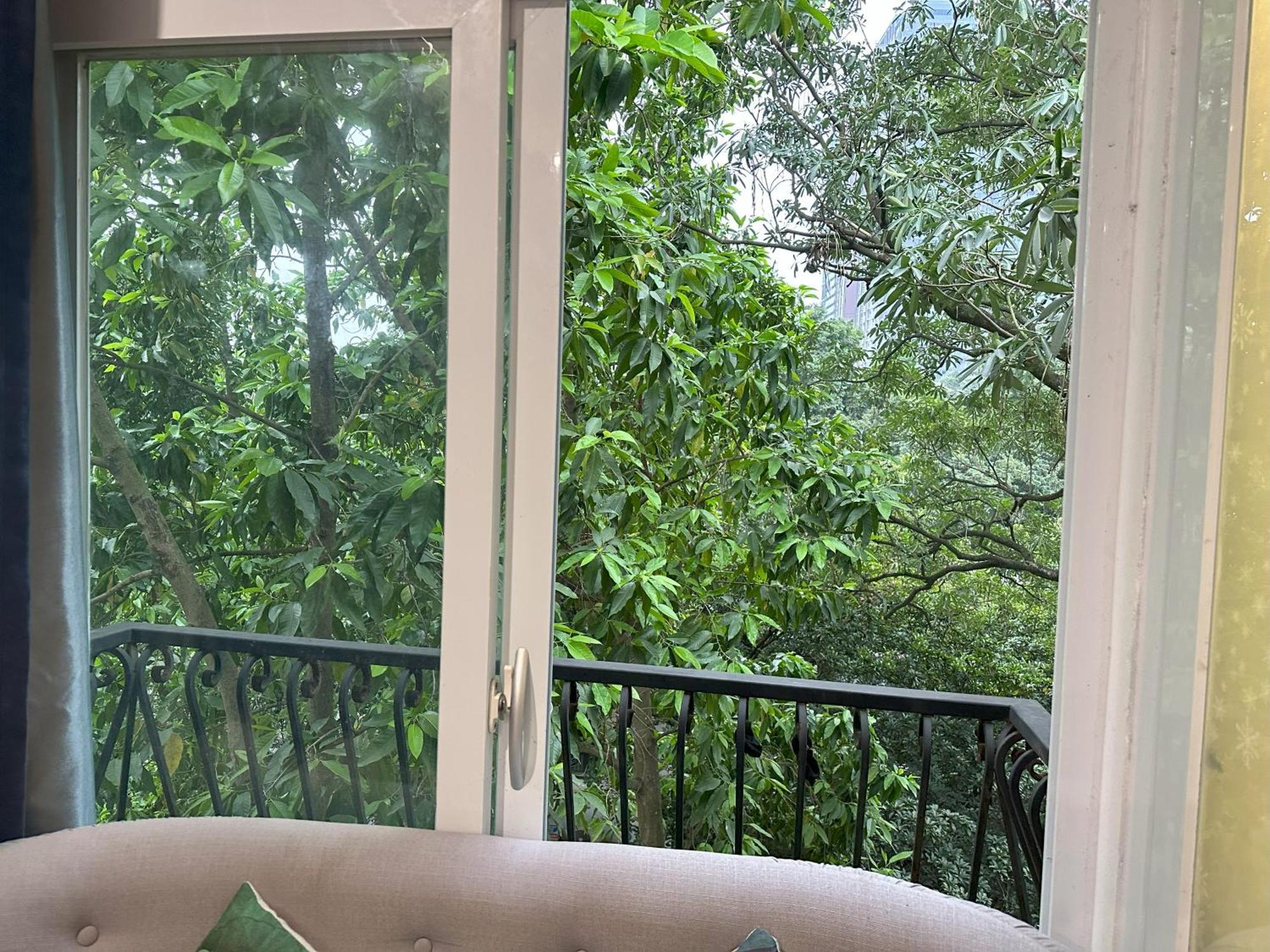 The Lakeview - West Lake Lotus Apartments Hanoi Luaran gambar